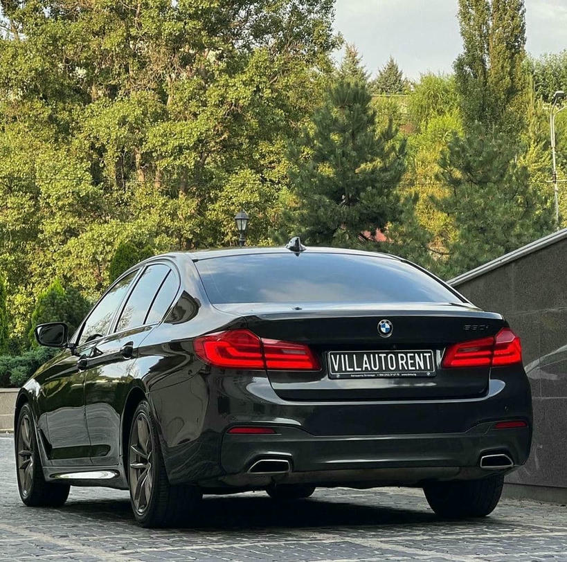 BMW M530i G30